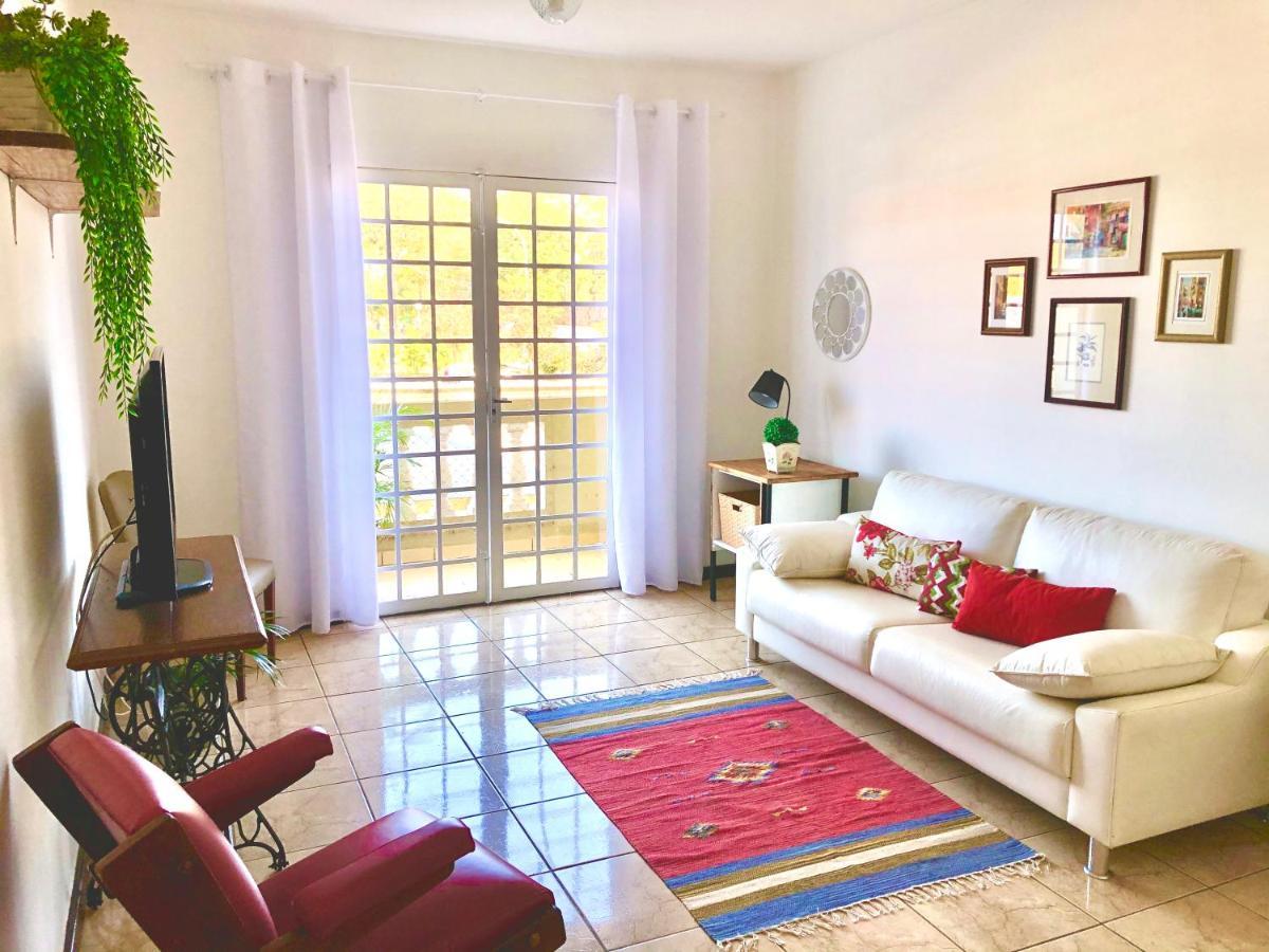 Apartamentos Grandes - 3 Quartos Com Suite ピラシカーバ エクステリア 写真